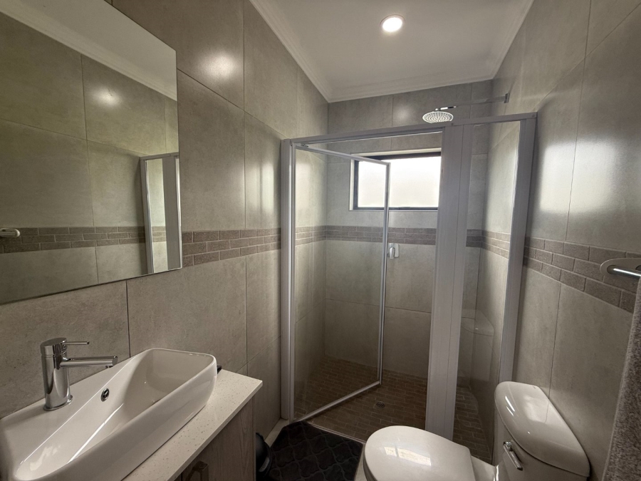 3 Bedroom Property for Sale in Kosmos Ridge North West